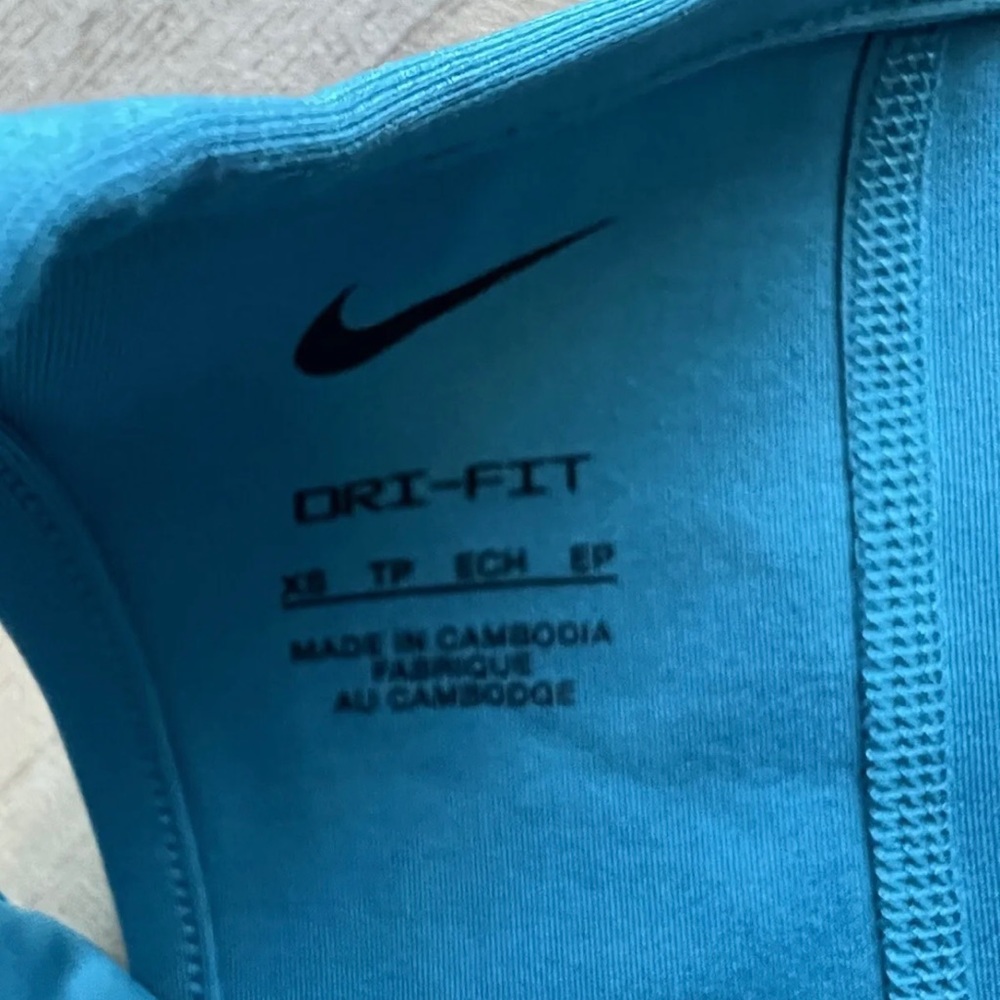 Nike gym top women’s size 8 blue colour - Picture 3 of 10